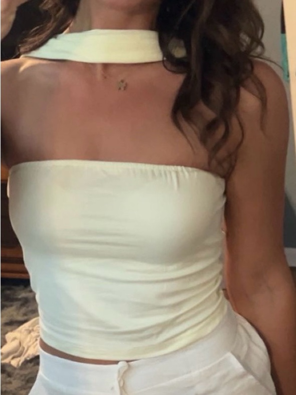 Chic Strapless Scarf-Neck Crop Top in Yellow
